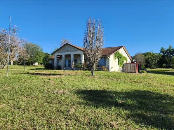13800 SE 170th St, Weirsdale, FL 32195