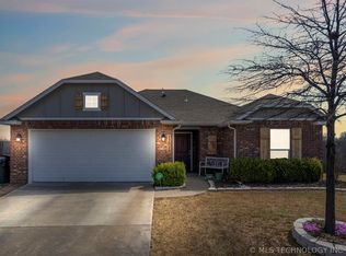 12020 E 109th St N, Owasso, OK 74055