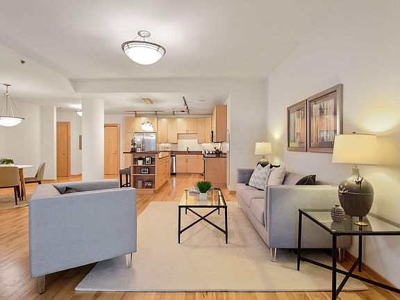 3rd image of 215 10th Ave S Unit 421