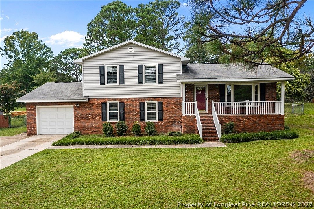 3680 Golfview Rd, Hope Mills, NC 28348 Zillow