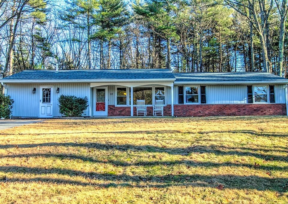 1st image of 28 Ruthellen Rd
