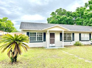 532 Park Ave, Umatilla, FL 32784