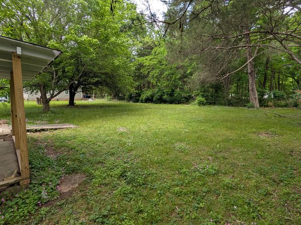 1276 Norman Dr, Leeds, AL 35094