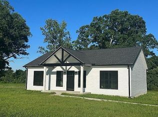 210 Forest Springs Rd, Scottsville, KY 42164