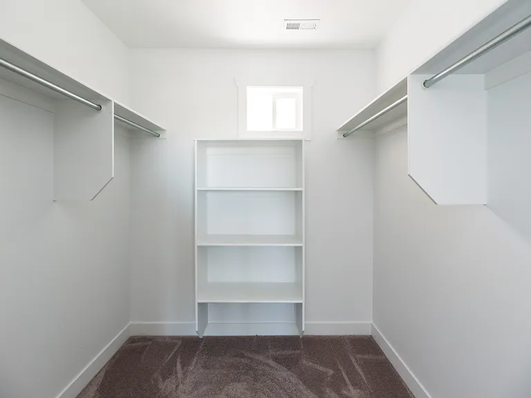 2413 N 2300 E — Photo 16
