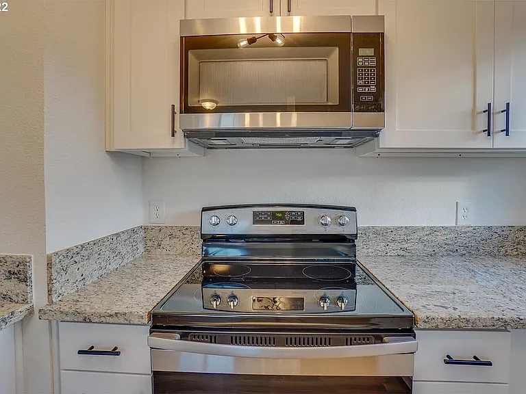 202 Cypress St #202 — Photo 5