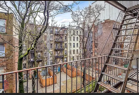 Rented by REAL New York | media 15