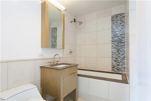 Rented by (Legacy) Elegran | media 32