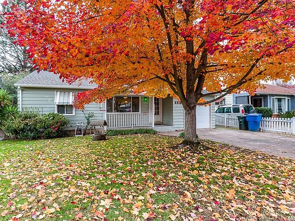 2nd image of 4310 Cabrillo Way