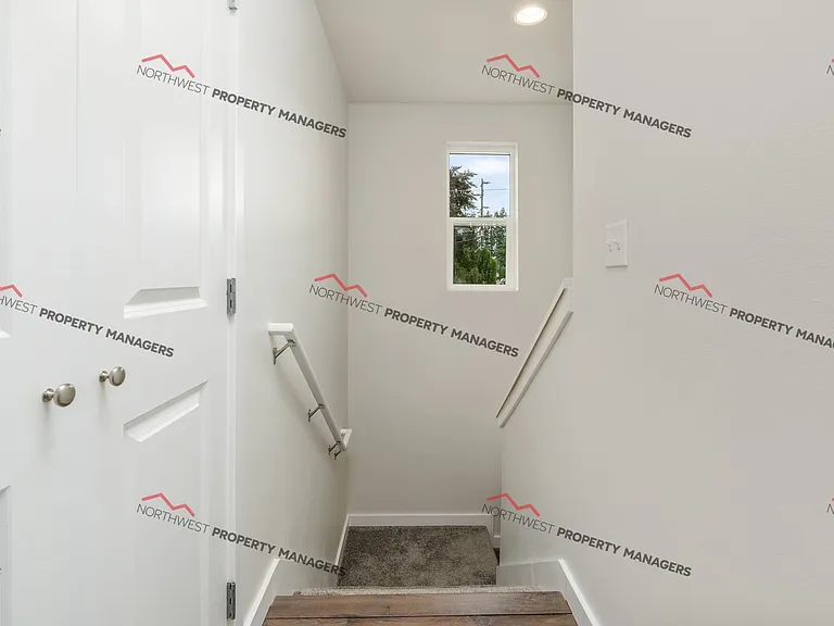 208 E Stella St #805-813 — Photo 4