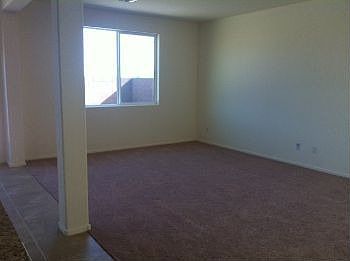 3rd image of 7426 Morisset Ave