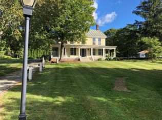 176 Waterman Hill Rd #1, White River Junction, VT 05001