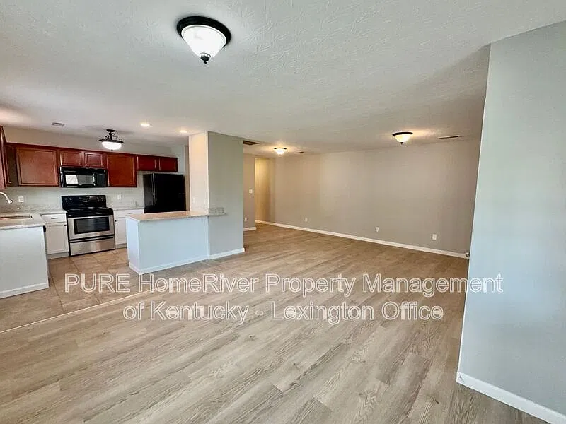 2 bed, 2.0 bath, 1275 sqft, $1,395 — Photo 4