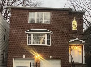 420 S 16th St #2A, Newark, NJ 07103