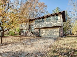 1427 Vicksburg Dr, Belleville, IL