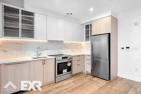 Rented by The KCI Group | media 16