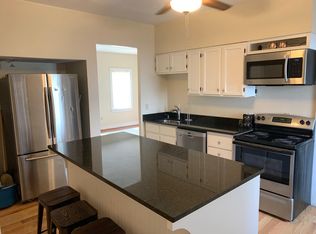 34 Brewer St, Newport, RI 02840