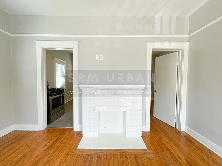 438 W Date St #5 — Photo 10