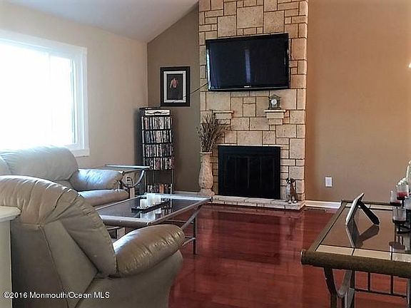 3rd image of 1069 Culpepper Dr