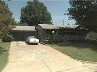 1216 N Golf St, Augusta, KS 67010
