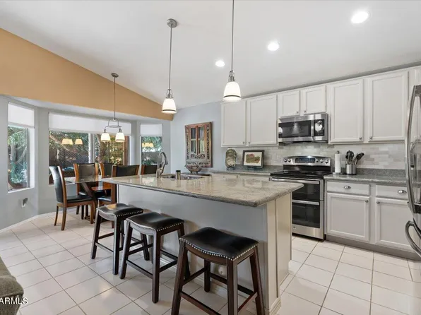 1441 W CANARY Way, Chandler, AZ 85286