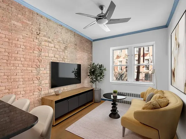 406 W 46th St APT 1A, New York, NY 10036