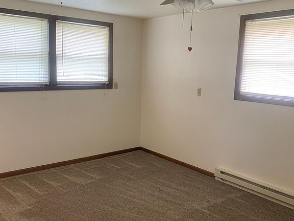 2nd image of 205 S Columbia St #4