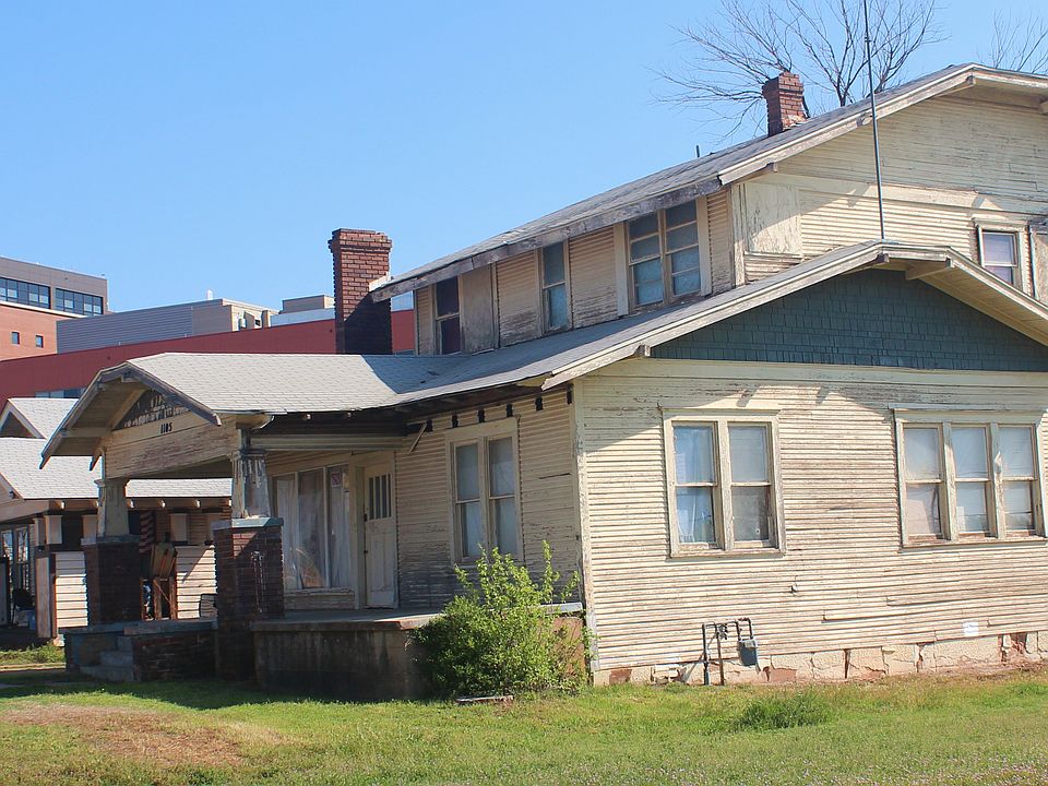2nd image of 1105 Alma #1