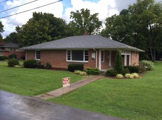 102 Grinstead Ct, Glasgow, KY 42141