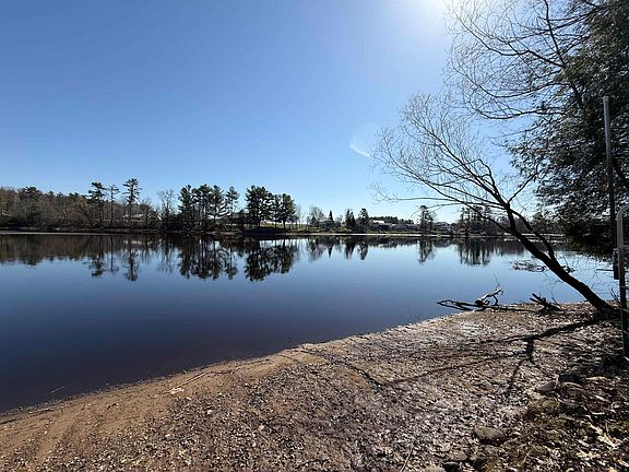 4th image of N6818 S Forest Haven Rd