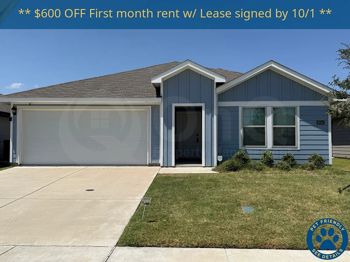 4 bed, 2.0 bath, 1784 sqft, $1,899 — Photo 1