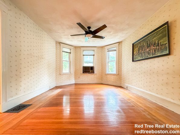 222 Fellsway W FLOOR 3