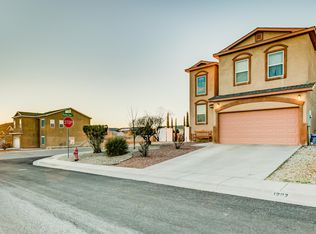 1207 Gunsight Peak Dr, Las Cruces, NM 88012
