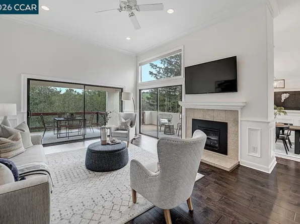 3852 Terra Granada Dr APT 2B, Walnut Creek, CA 94595