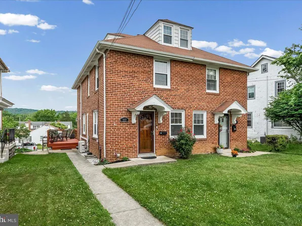 337 W Pennsylvania Ave, Downingtown, PA 19335