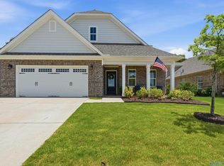 6533 Oak Meadow Dr, Owens X Rds, AL 35763