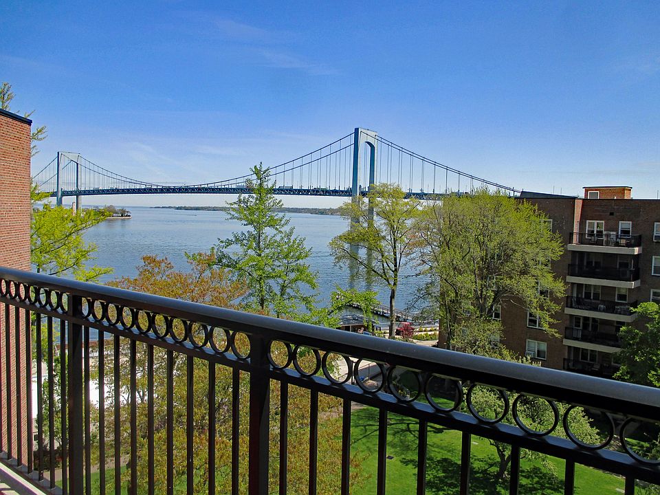 1st image of 16201 Powells Cove Blvd APT 6S