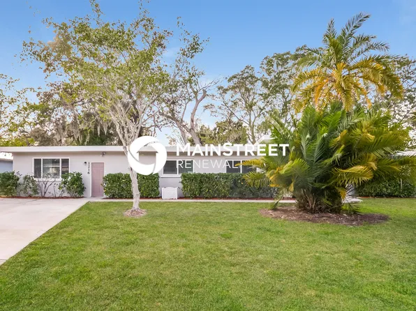 1216 67th St NW, Bradenton, FL 34209