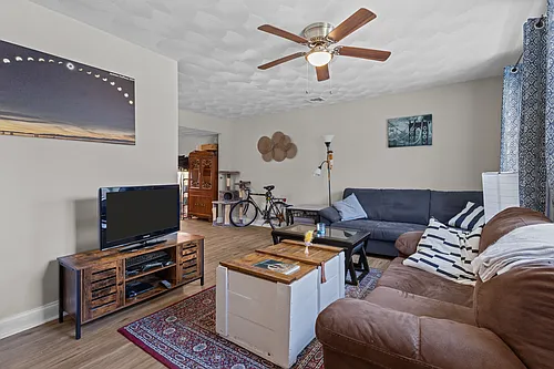 27B Asselin St #2 Photo 1