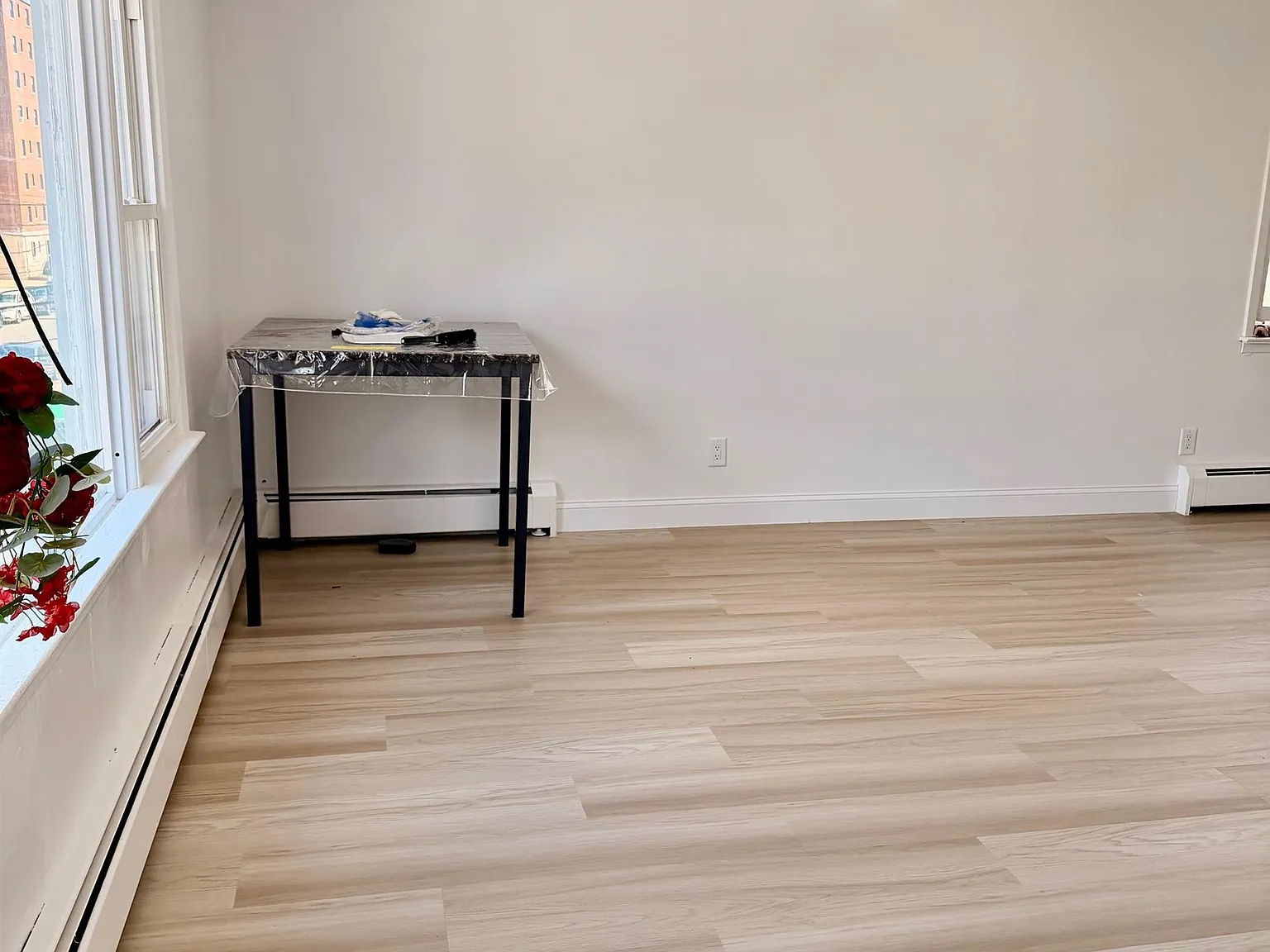 3 bed, 1.5 bath, $2,500 — Photo 3