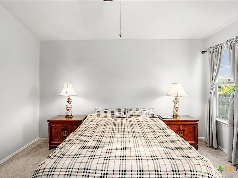 5634 Stonehaven Dr — Photo 21