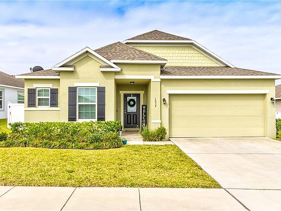 3rd image of 1034 Suffragette Cir
