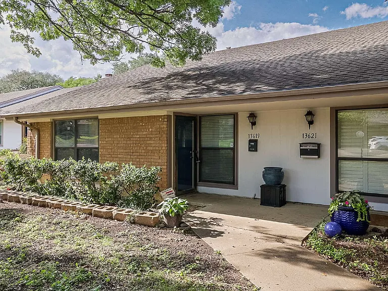 13619 Flagstone Ln — Photo 8