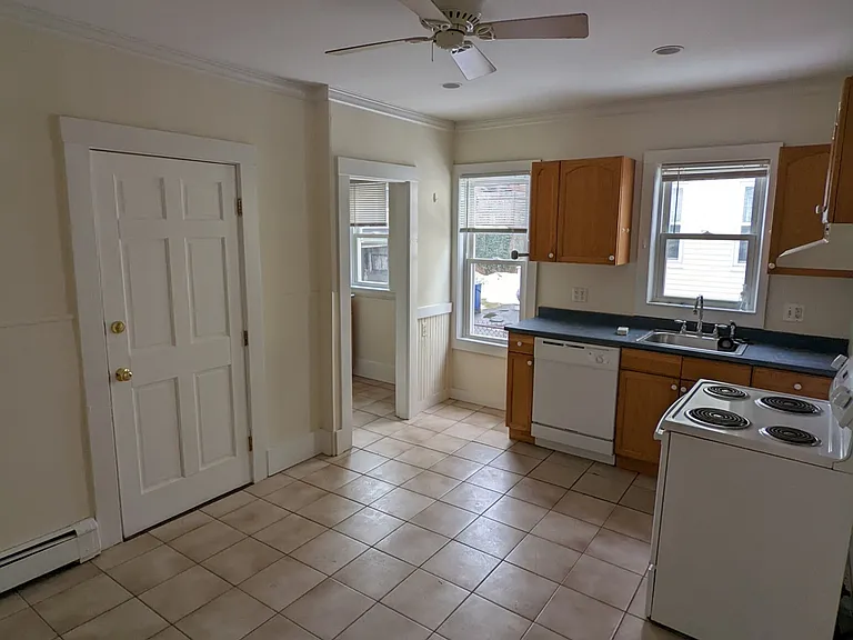 15 Egerton Rd #1 — Photo 8
