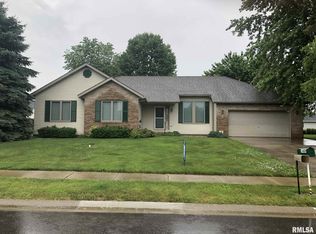 1409 Hosta St, Springfield, IL 62712