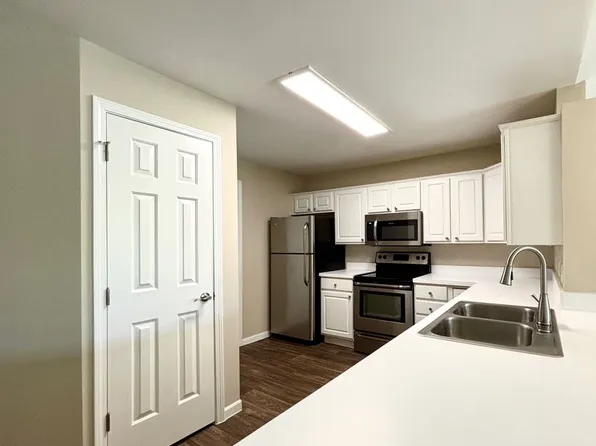 158 Gethings Cir #158, Battle Creek, MI 49015