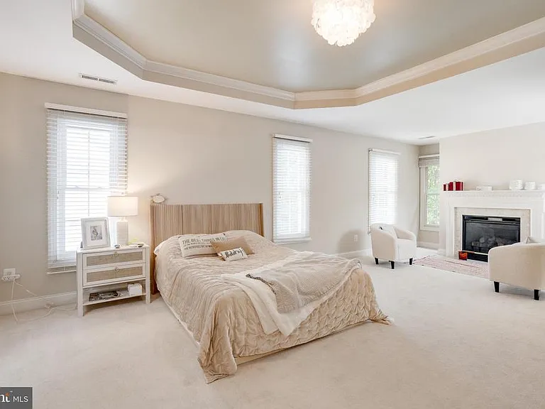 8320 Dockray Ct — Photo 19