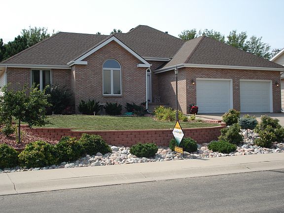 4th image of 3703 Willow St