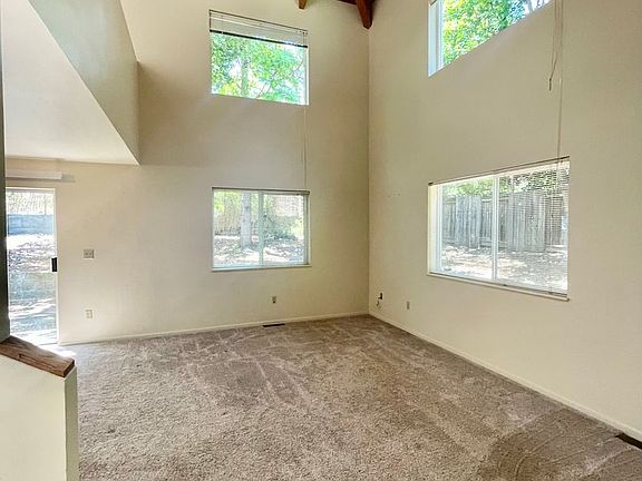 3rd image of 1046-1056 E Main St #1050