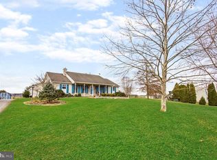 135 Ridge Dr, Dillsburg, PA 17019